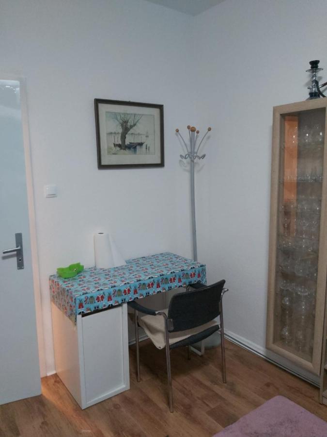 1 Zimmerwohnung Mit Kueche, Balkon Und Badezimmer In Duesseldorf Apartmen Exterior foto